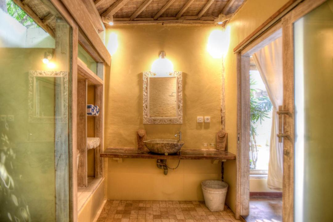 Les Villas Ottalia Yoga & Diving, Gili Meno Exterior photo
